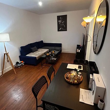 Appartement Meuble Tres Bien Situe Булонь-Біянкур Екстер'єр фото