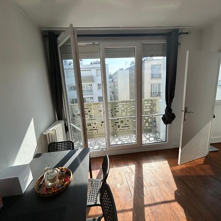 Appartement Meuble Tres Bien Situe Булонь-Біянкур Екстер'єр фото